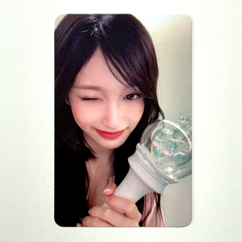 [ON HAND] IVE OFFICIAL LIGHT STICK VER 2 POB (STARSHIP SQUARE)