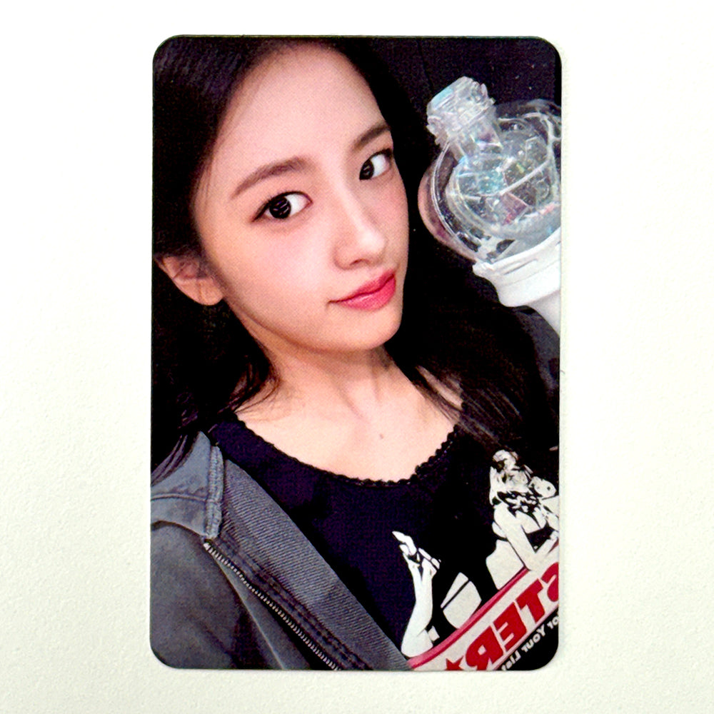 [ON HAND] IVE OFFICIAL LIGHT STICK VER 2 POB (STARSHIP SQUARE)